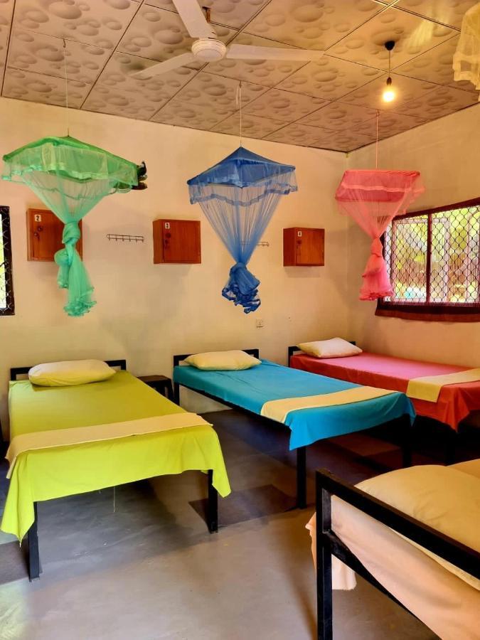 Helena Hostel Диквелла Экстерьер фото