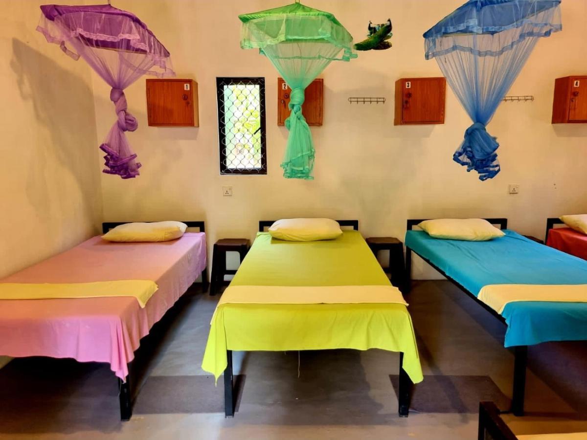 Helena Hostel Диквелла Экстерьер фото