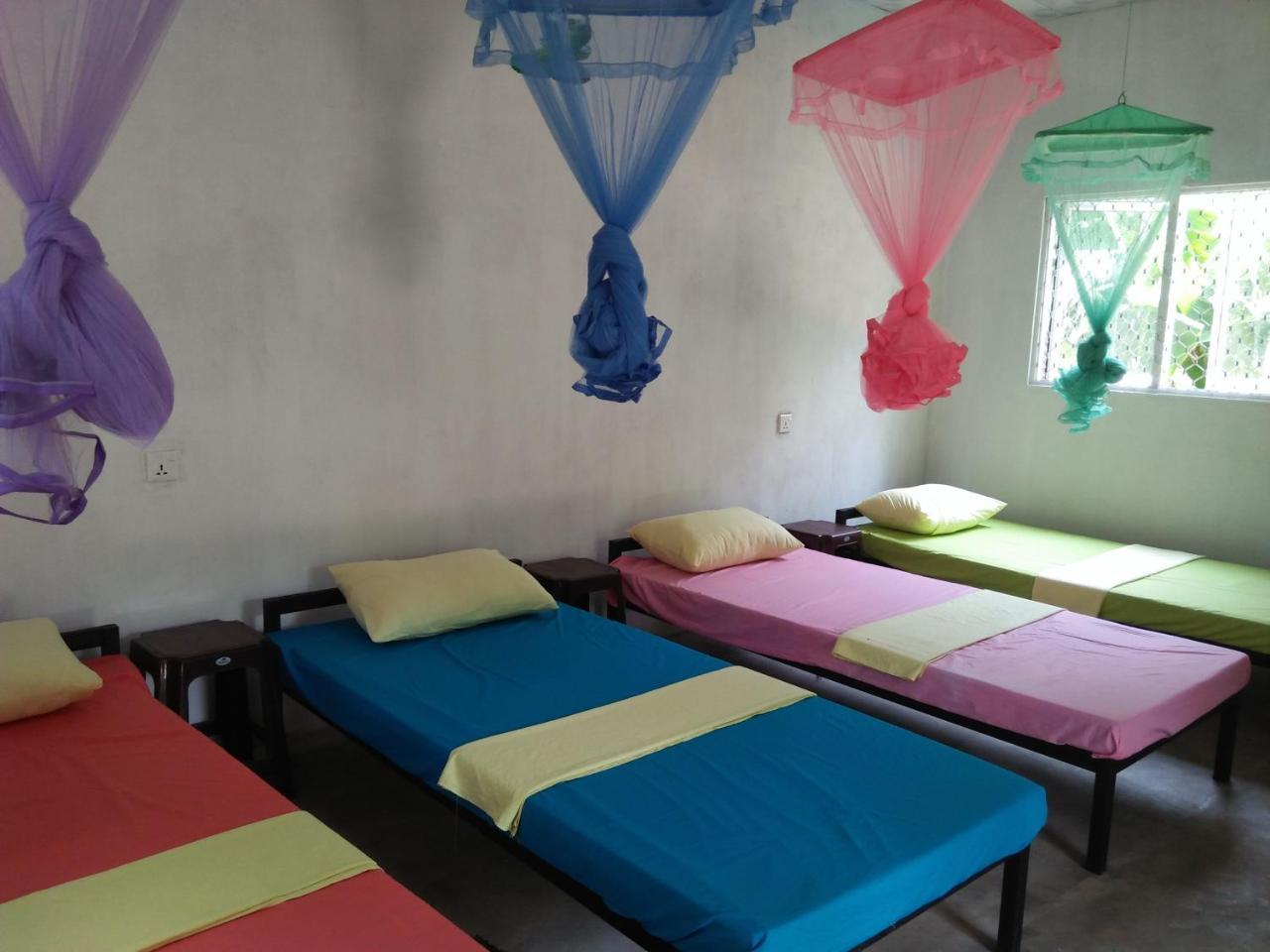 Helena Hostel Диквелла Экстерьер фото
